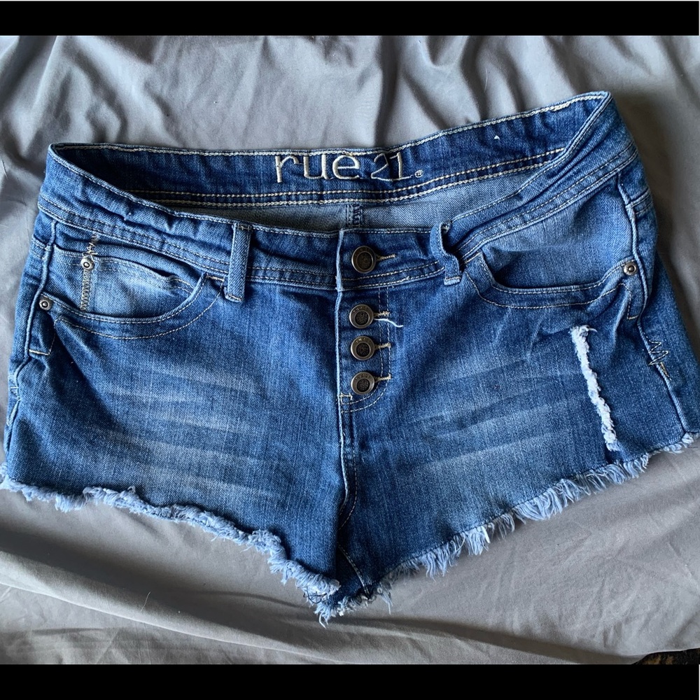 Rue 21 Short shorts